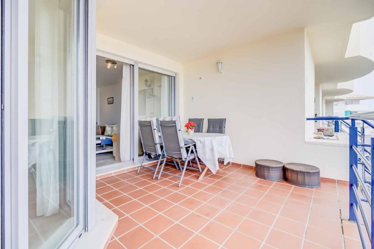 132 - Charming With Sea Views, Fuengirola! *