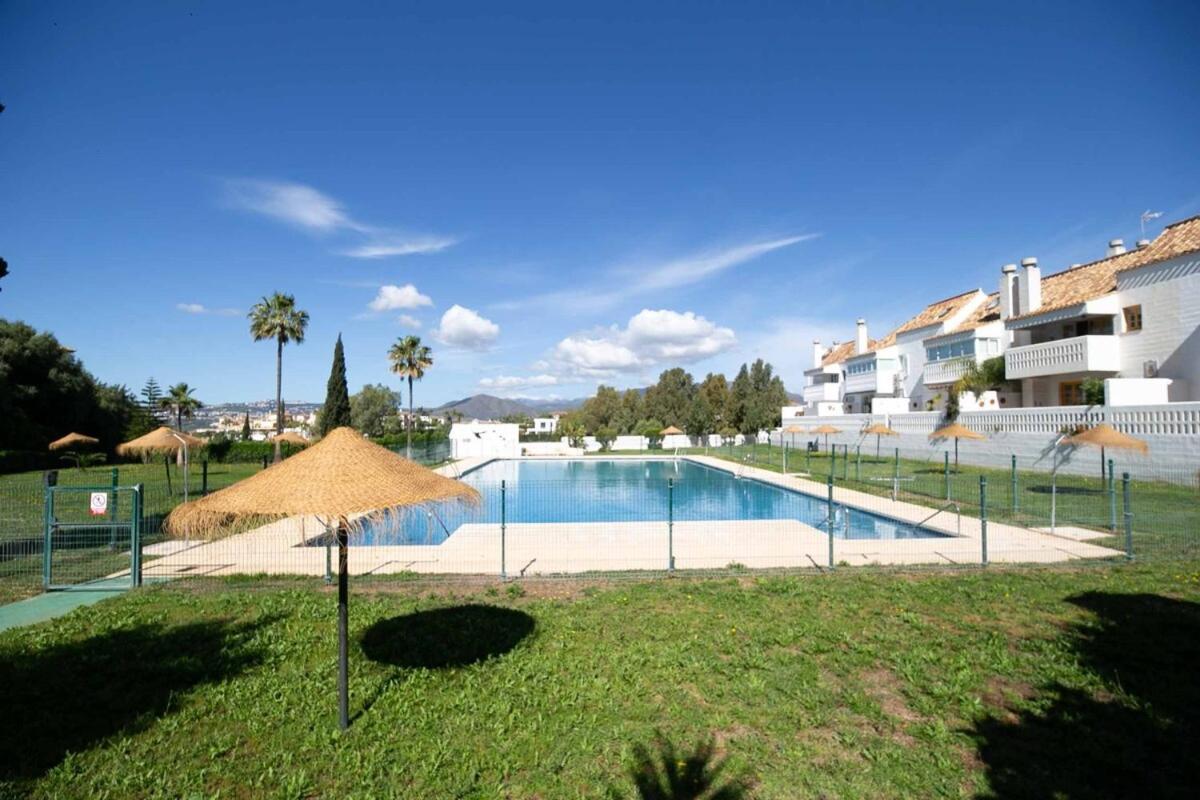 Appartement 132 - Charming With Sea Views, Fuengirola! *
