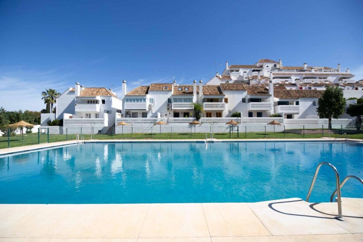 Appartement 132 - Charming With Sea Views, Fuengirola! *